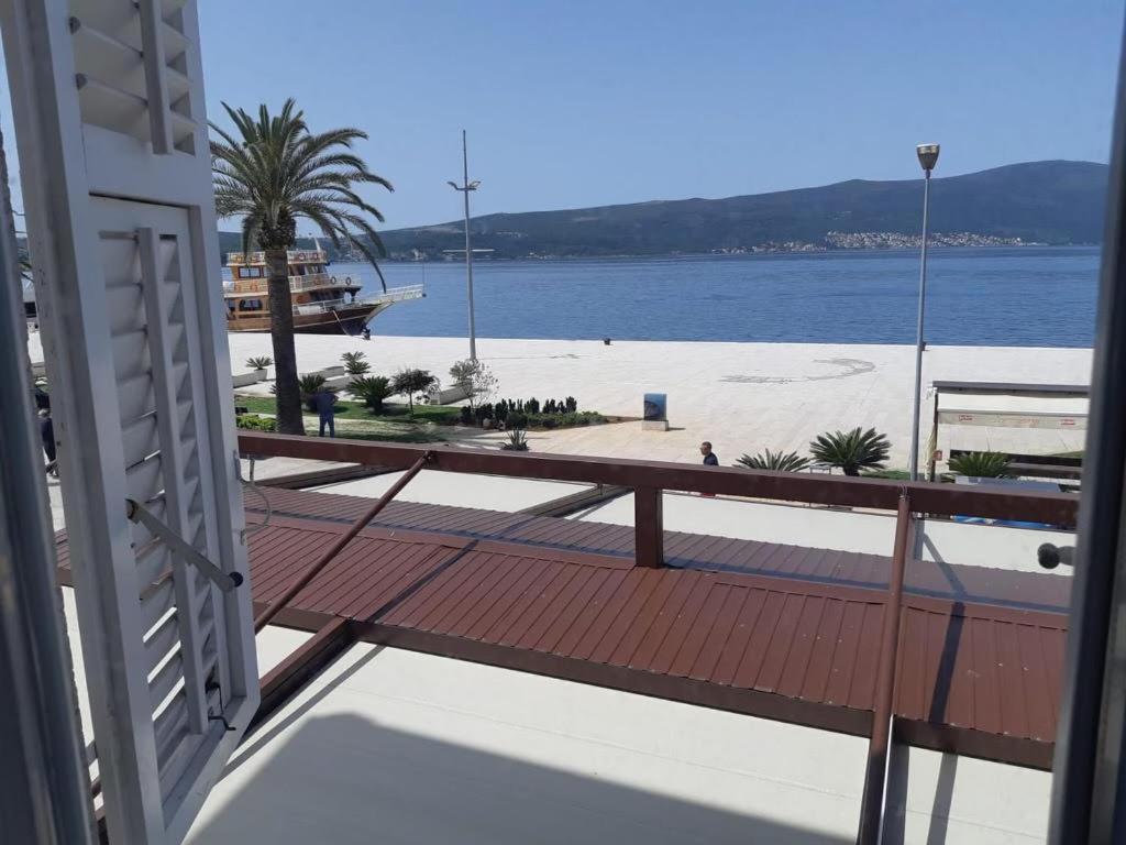 Mulo Stanicica Tivat Exteriér fotografie