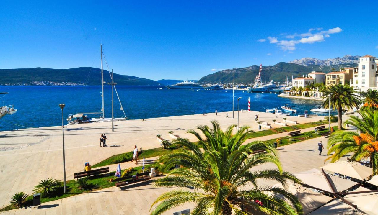 Mulo Stanicica Tivat Exteriér fotografie